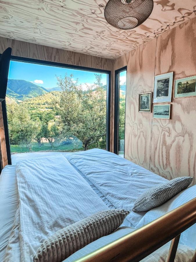 Bed and Breakfast Elysian Fields - The Island Tiny House Sadu Exteriér fotografie