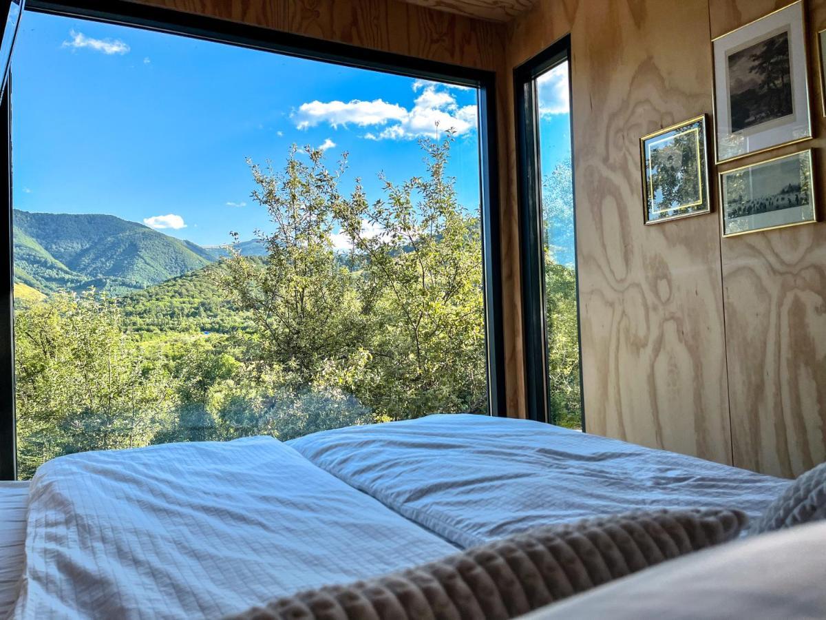 Bed and Breakfast Elysian Fields - The Island Tiny House Sadu Exteriér fotografie