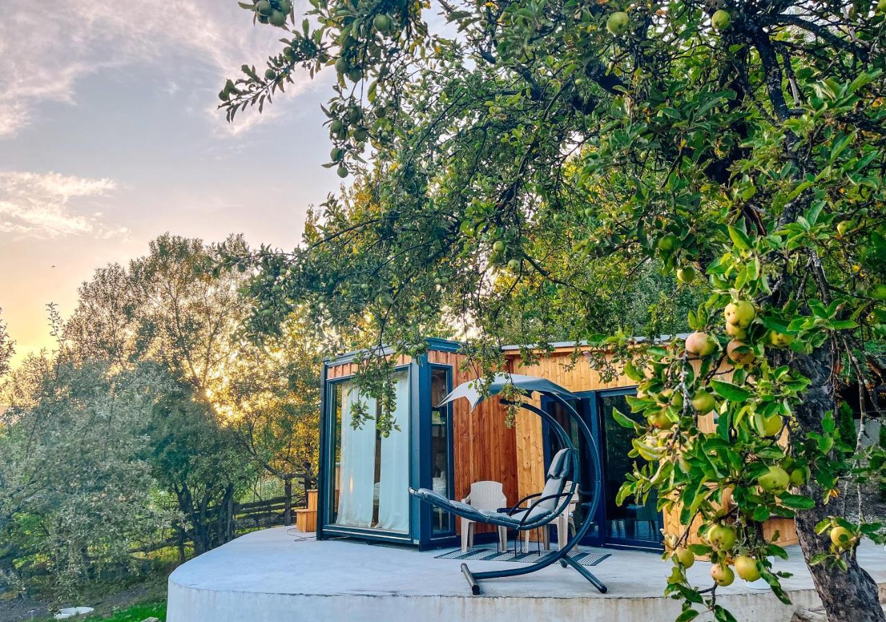 Bed and Breakfast Elysian Fields - The Island Tiny House Sadu Exteriér fotografie