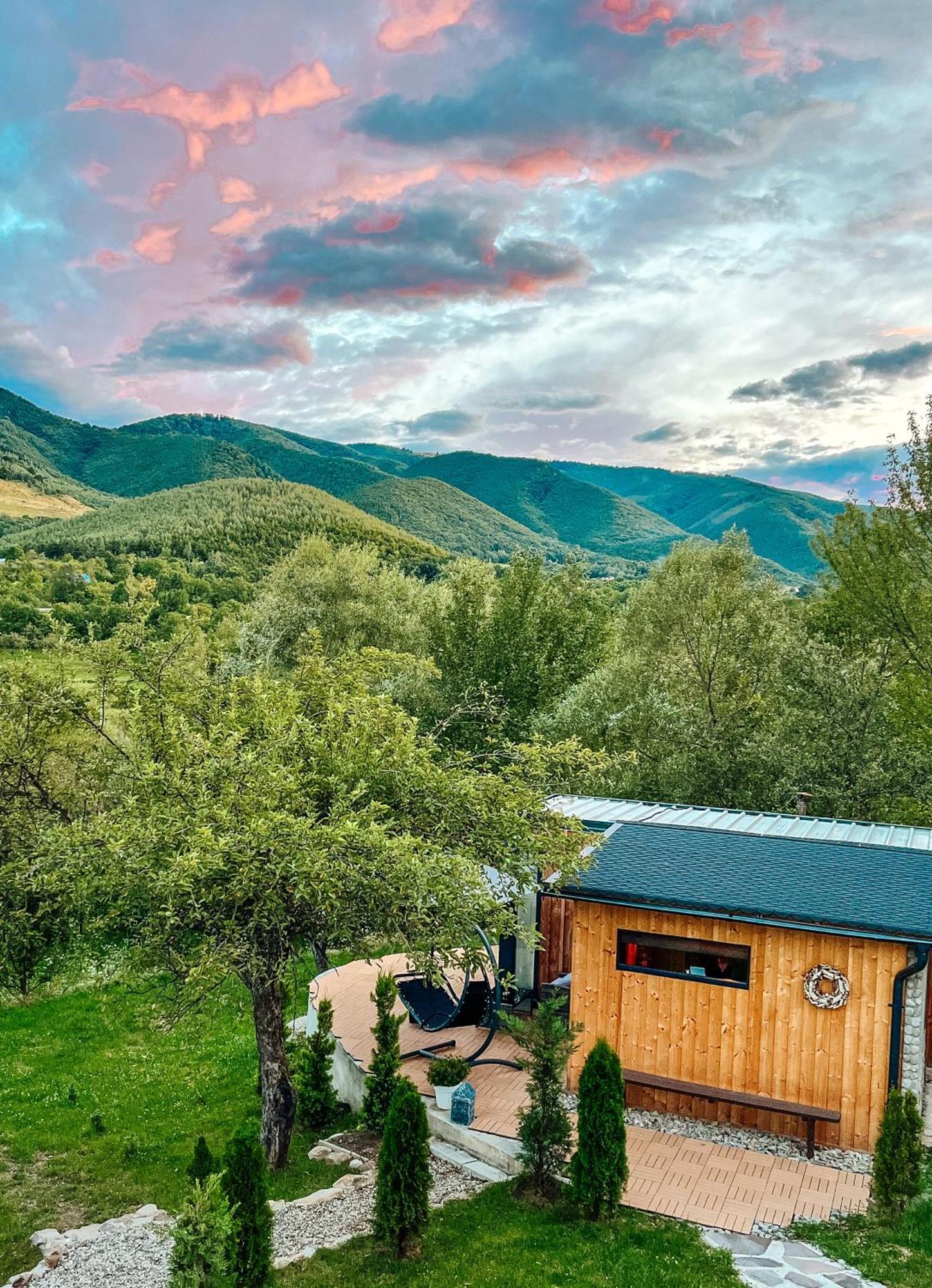Bed and Breakfast Elysian Fields - The Island Tiny House Sadu Exteriér fotografie